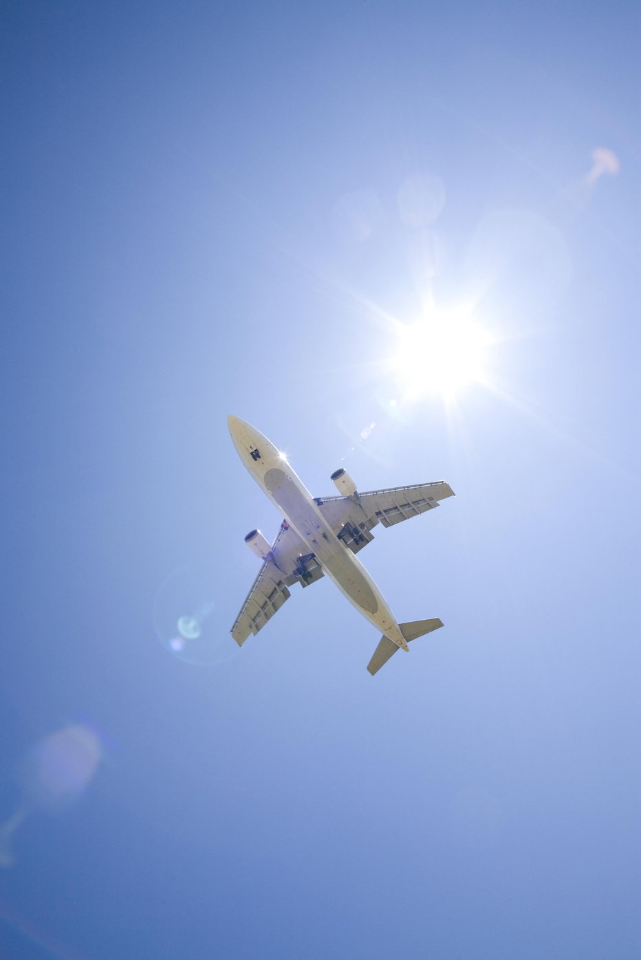 Fotografija: Letalo v zraku. FOTO: Guliver/thinkstock Getty