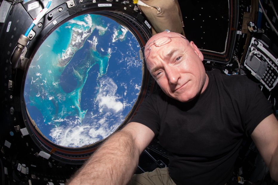 Fotografija: Scott Kelly v vesolju. FOTO: Reuters