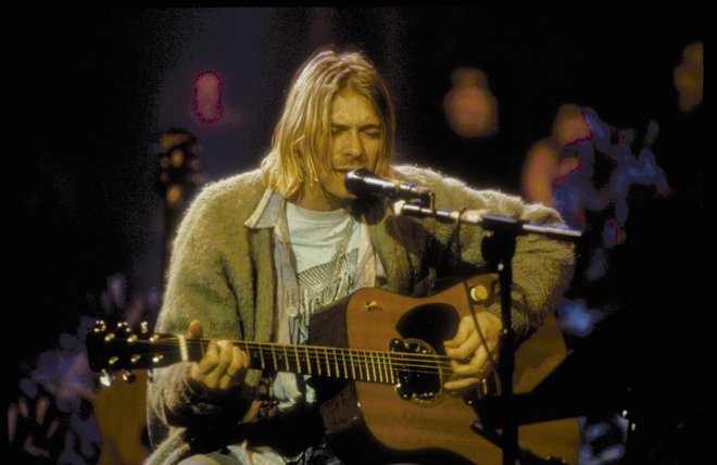 Za legendarno kitaro pokojnega Kurta Cobaina je očitno vredno ubijati.