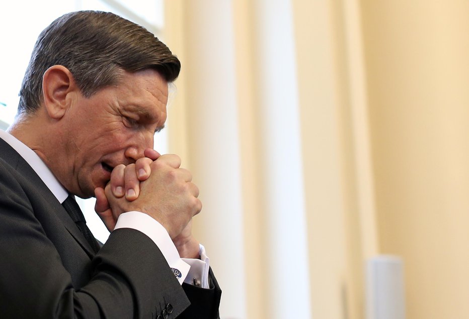 Fotografija: Predsednik Borut Pahor je do pomilostitev zadržan. FOTO: Tomi Lombar