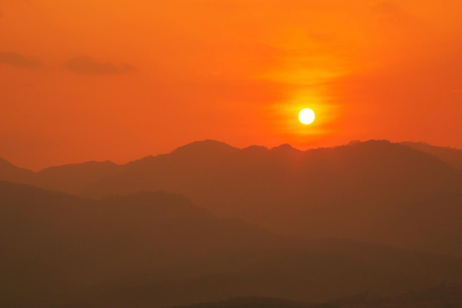 Fotografija: Sonce bo danes dolgo na nebu. FOTO: Piyawathirunwattanasuk, Getty Images, Istockphoto
