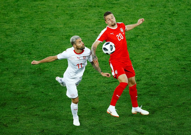 Švicarska nogometna reprezentanca je v drugem krogu svetovnega prvenstva v Rusiji v Kaliningradu premagala Srbijo z 2 : 1 (0 : 1). FOTO: Reuters