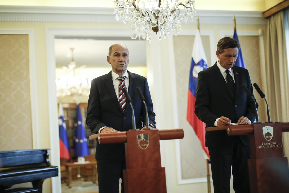 Fotografija: Kuharja: Janez Janša, predsednik stranke SDS, in Borut Pahor, predsednik Republike Slovenije FOTO: Uroš Hočevar, Delo