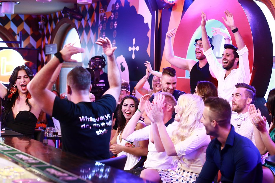 Fotografija: Tako je bilo v zadnji sezoni šova Bar, ko je zmagal Primorec Črt Banko. FOTO: Mediaspeed.net