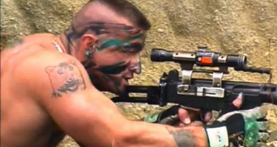Fotografija: Cazinski Rambo je bil umorjen s strelom v glavo.