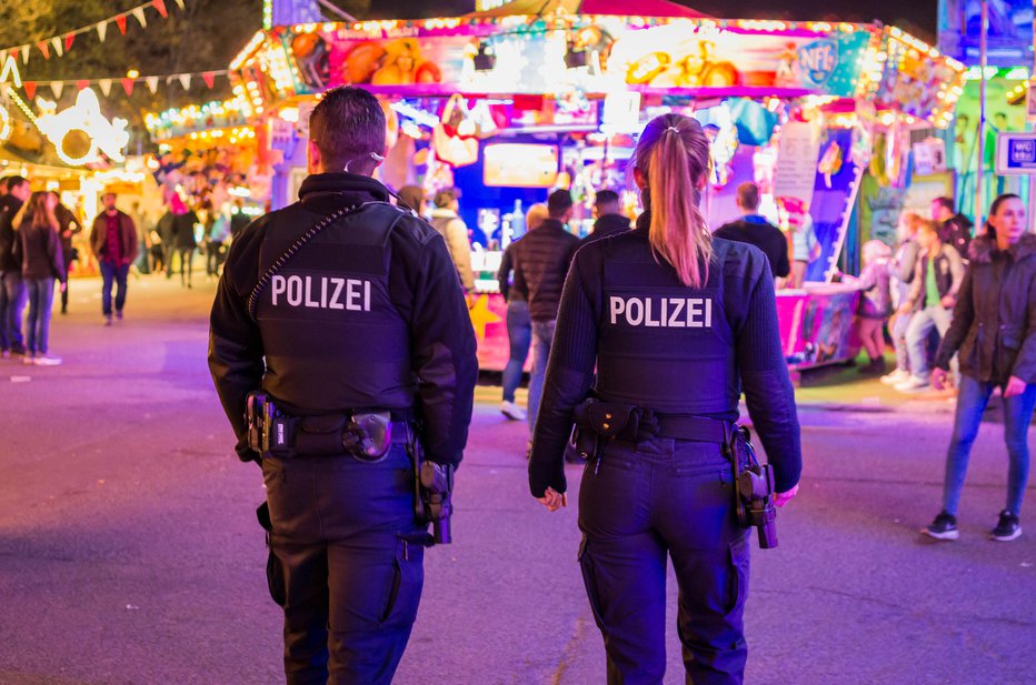 Fotografija: Nemški policisti so vse pogosteje tarče napadalcev. FOTO: Getty Images