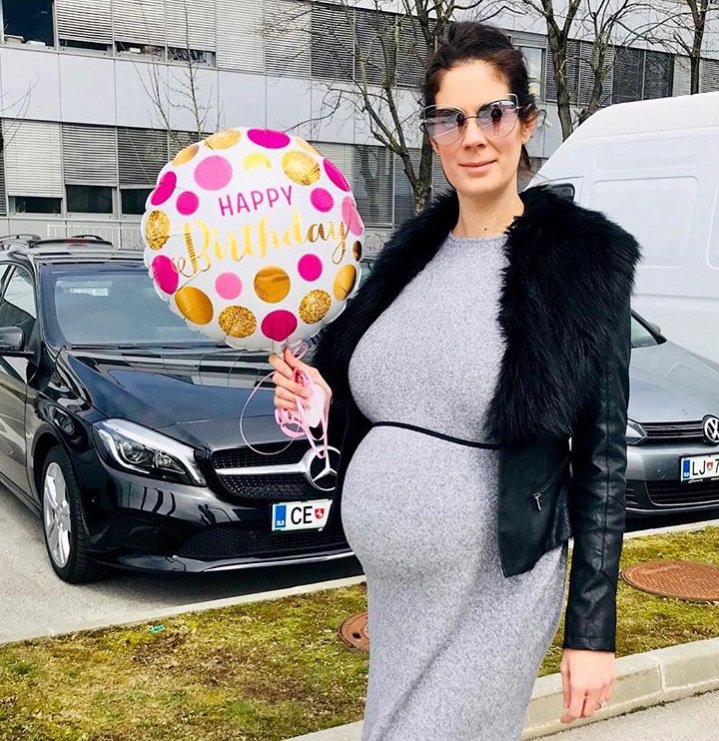 Fotografija: Takole je Ivjana še pred nekaj dnevi praznovala drugi rojstni dan svoje prvorojenke. FOTO: Instagram