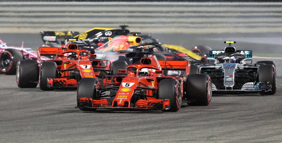Fotografija: Sebastian Vettel ima po dveh dirkah v skupnem seštevku poln izkupiček točk. FOTO: Reuters