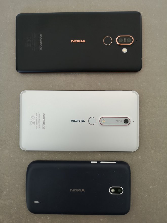 Nokia 7 plus se ponaša z dvooko kamero, nokia 6.1 ima minimalistično aluminijasto ohišje, nokia 1 pa je preprosto luštkana. Foto Staš Ivanc