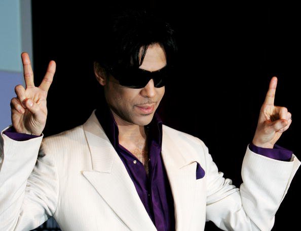 LONDON - MAY 08: Prince announces his '21 Nights in London' gigs at a press conference at the Hospital on May 8, 2007 in London, England. The pop superstar will perform his greatest hits for the very last time with his opening nights at the O2 Arena commencing August 1 in London. (Photo by Claire Greenway/Getty Images)