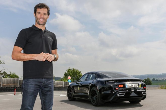 Mark Webber je navdušen nad električnim porschejem. FOTO: Porsche