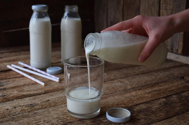 Kefir velja za izjemno okusen in zdrav mlečni napitek. FOTO: Guliver/Thinkstock