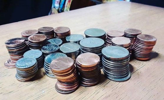 Fotografija: Previdno, ko plačujete s kovanci. FOTO: Instagram
