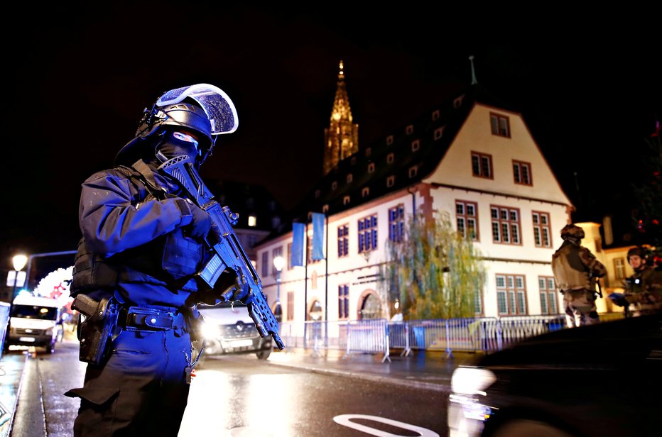 Fotografija: V Franciji so izredne razmere. FOTO: Reuters