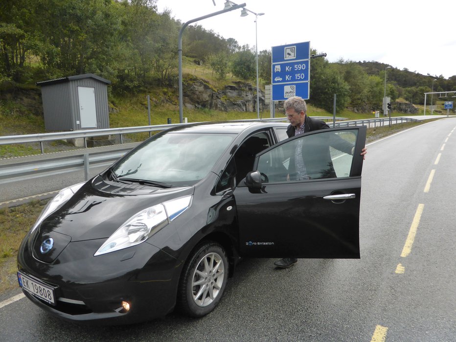 Fotografija: Nissan leaf je najbolje prodajani avto na Norveškem.