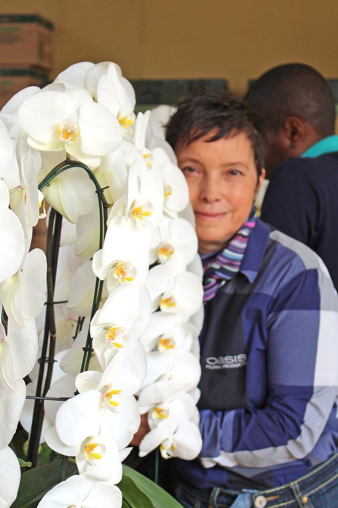 Sabina Šegula in bele orhideje