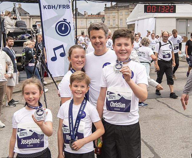 Frederik in njegovi otroci tekači FOTO: Instagram