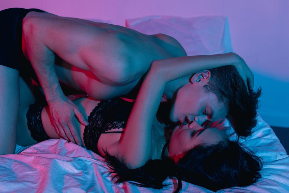 Fotografija: Idealen seks skupaj s predigro za ženske traja od 25 do 30 minut. FOTO: Lightfieldstudios, Getty Images