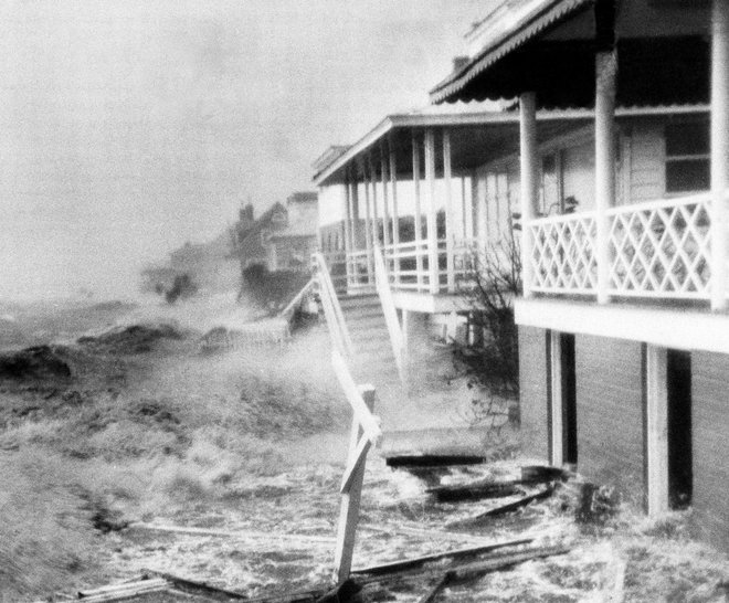 Arhivska fotografija iz 15. oktobra 1954, ko je udaril orkan Hazel. FOTO: Clifton Guthrie/AP