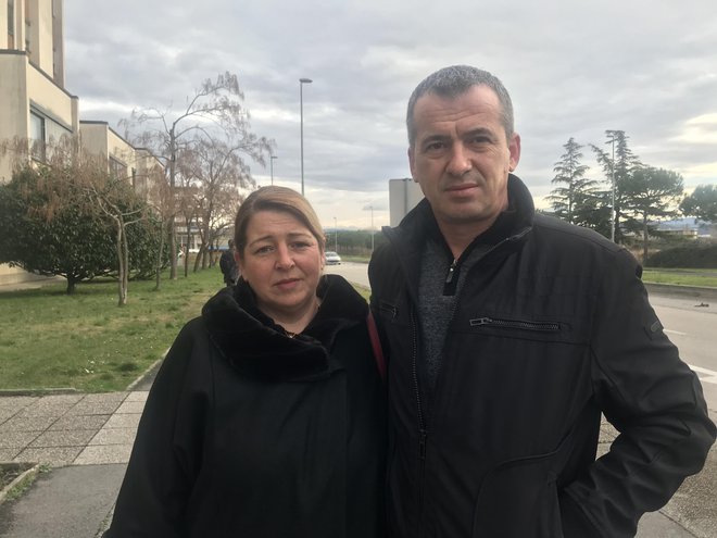 Ljiljana in Mirko Matešić sta po tem, ko je tožilstvo odstopilo od pregona, tega prevzela kot oškodovanca. FOTO: Moni Černe