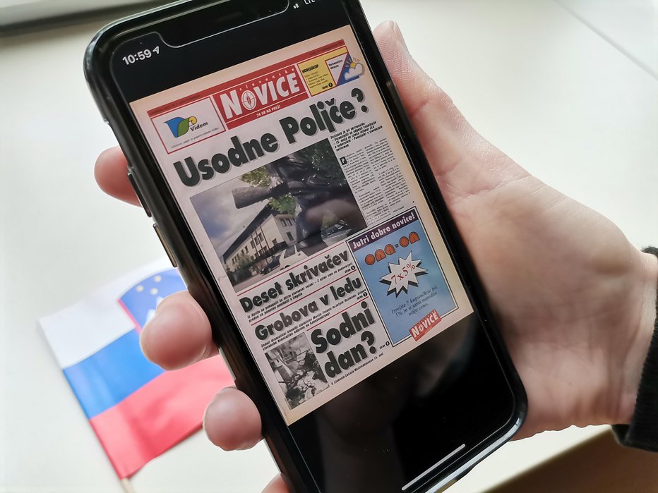Fotografija: Prvo številko Slovenskih novic iz leta 1991 si lahko preberete na mobilnikih, tablicah ali zaslonih stacionarnih in prenosnih računalnikov. FOTO: Slovenske novice