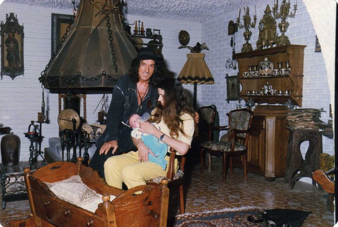 Z družino leta 1986 FOTO: Osebni arhiv