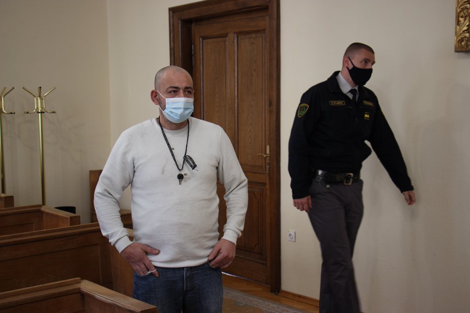 Fotografija: Berto Brajdič je že zdaj v arestu, dobil pa je novo zaporno kazen. FOTO: Tanja Jakše Gazvoda