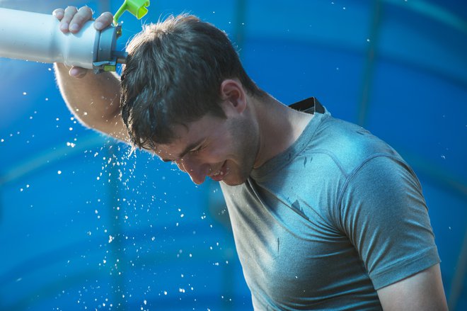 Športniki naj magnezij ob aktivnostih dodajajo v obliki prehranskih dopolnil. FOTO: Hasloo/Getty Images