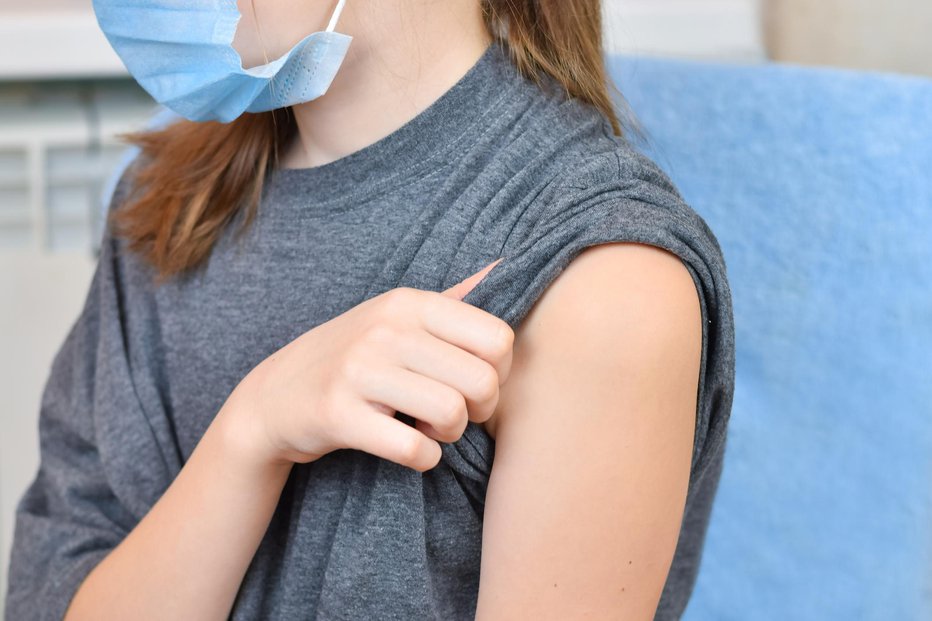 Fotografija: Poročilo ni zadostno za sklepe o učinkovitosti odobrenih cepiv proti koronavirusu, opozarja CDC. FOTO: Marina Demidiuk, Getty Images, Istockphoto