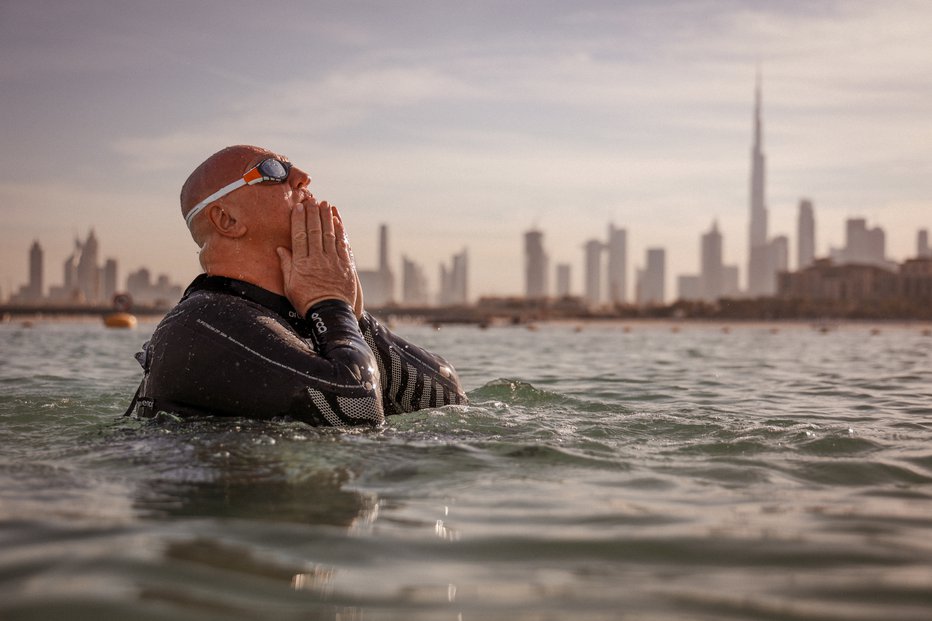 Fotografija: V Dubaju je odplaval zgolj promocijski krog, februarja naj bi šlo zares. Foto: Miha Kačič
