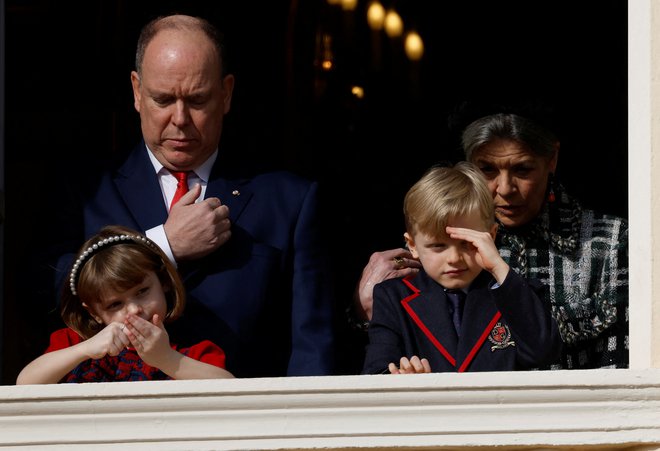 Lani se je v javnosti v glavnem pojavljal z otrokoma in sestro Caroline. FOTO: Eric Gaillard/Reuters
