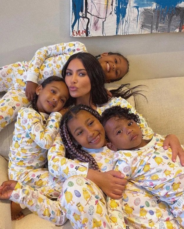 Iz zakona s Kanyejem ima štiri otroke. FOTO: Osebni Arhiv
