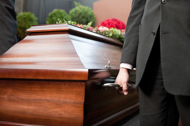 Zaroke na pogrebih niso nekaj običajnega. FOTO: Kzenon/Getty Images
