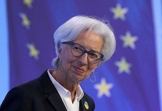 Christine Lagarde je pojasnila, da bodo cene energije po pričakovanjih ostale visoke dlje časa. FOTO: Daniel Roland/Reuters
