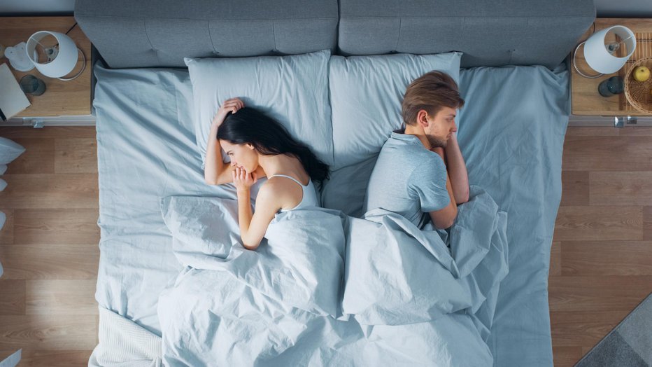 Fotografija: Slab seks velikokrat izvira iz težav na drugih področjih zveze. FOTO: Gorodenkoff, Getty Images
