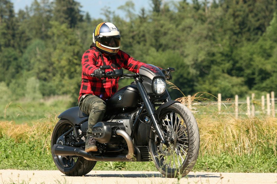 Fotografija: Jesenska oprava motociklista

