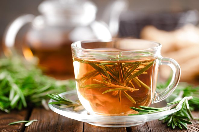 Čaj bo okrepil vaš imunski sistem.  FOTO: Yelenayemchuk, Getty Images
