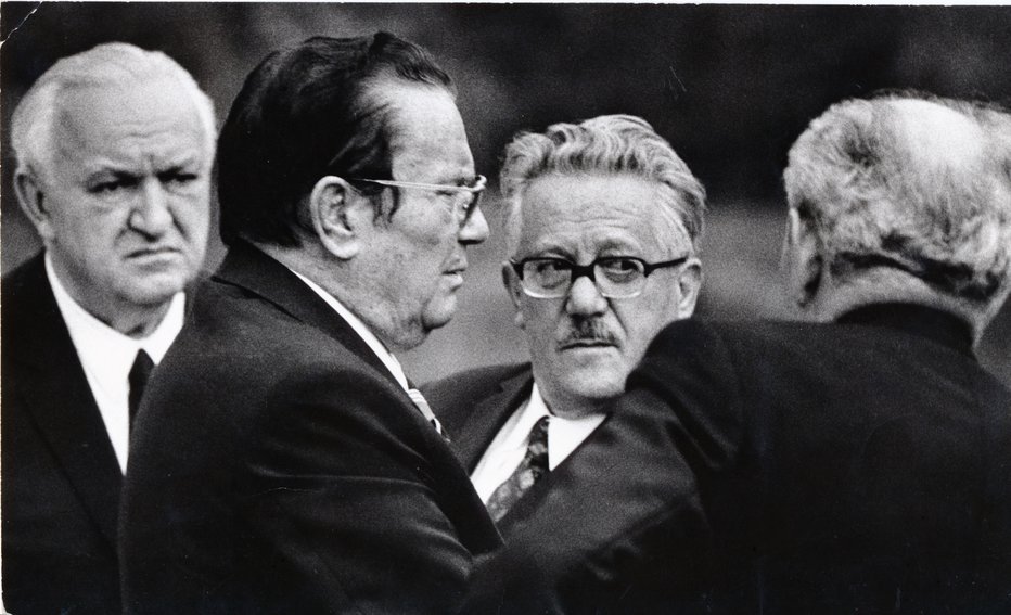 Fotografija: Predsednik Josip Broz Tito in podpredsednik Edvard Kardelj.FOTO: Žnidaršič Joco
