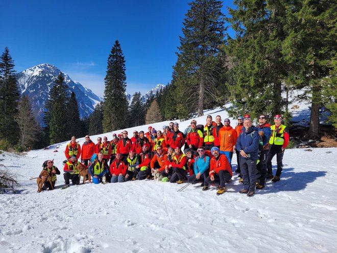 Na vaji je sodelovalo 70 gorskih reševalcev iz GRS Tržič, Jezersko in Radovljica ter iz GRS Borovlje in Železna Kapla. 
