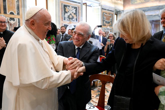 Zvezdnik se je z ženo Helen pred dnevi srečal s papežem Frančiškom. FOTO: Reuters