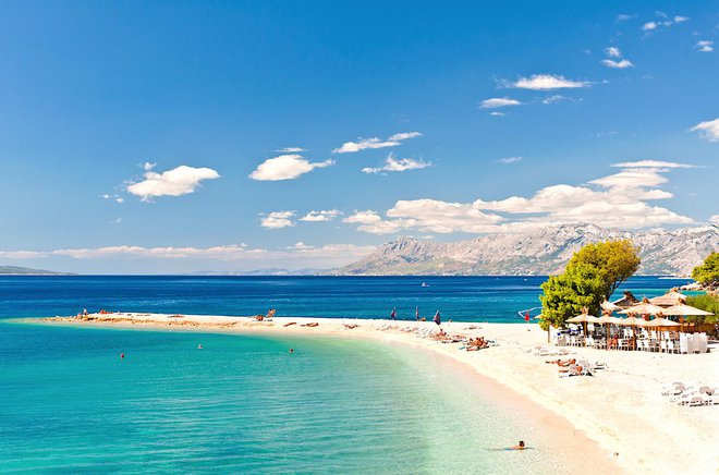 Plaže blizu Makarske veljajo za ene izmed najlepših. FOTO: Thinkstock