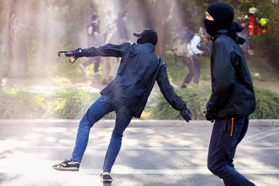 Fotografija: Desničarski ekstremizem je v porastu, nastajajo mešane scene. FOTO: Christian Mang Reuters