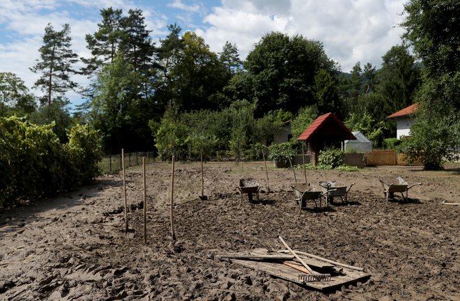 Nekontaminirani mulj bo mogoče uporabiti tako v gradbeništvu kot kmetijstvu. FOTO: Blaž Samec