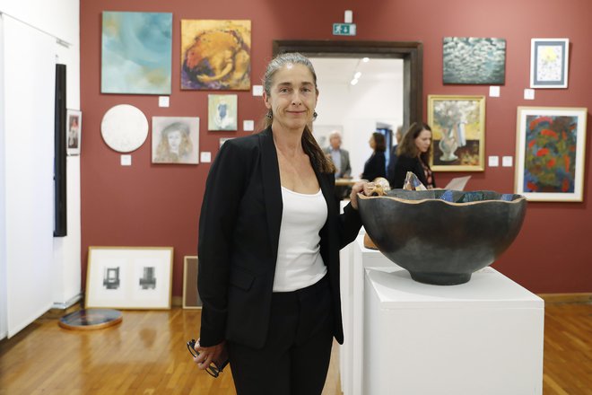 Kustosinja in pobudnica dobrodelne akcije Saša Bučan je navdušena nad odzivom umetnikov.