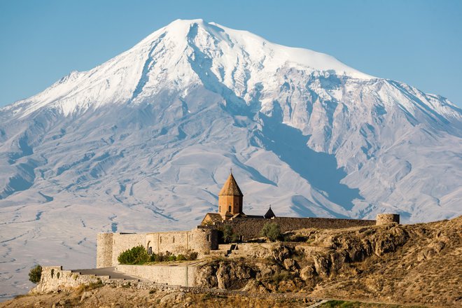 Avstralski profesor pravi, da je Ararat nastal šele po tem, ko so se vode umaknile. FOTO: Getty Images