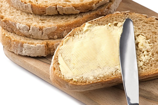 Jedli naj bi predvsem črni in ovseni kruh, maslu pa se raje izogibajmo. FOTO: Guliver, Getty Images