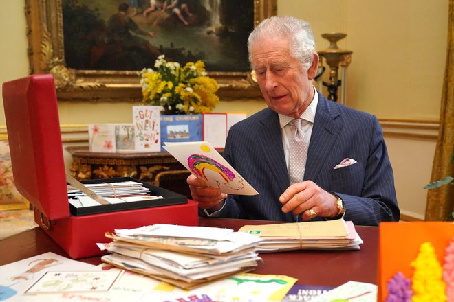 Kralj Karel III. nima potnega lista. FOTO: Pool Via Reuters