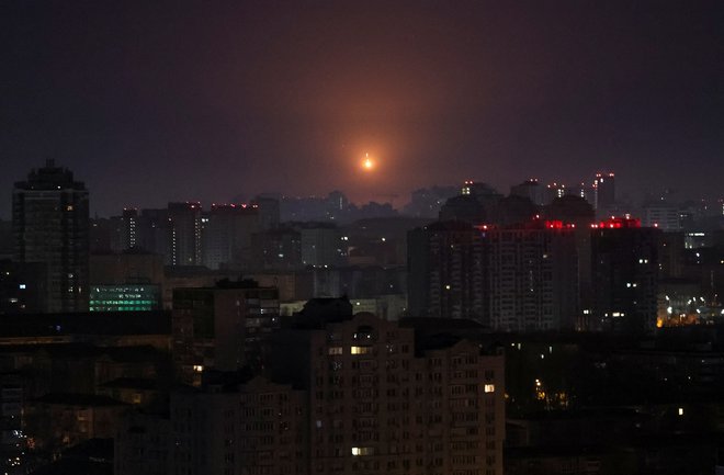 Med ruskim napadom na Kijev. FOTO: Gleb Garanich Reuters
