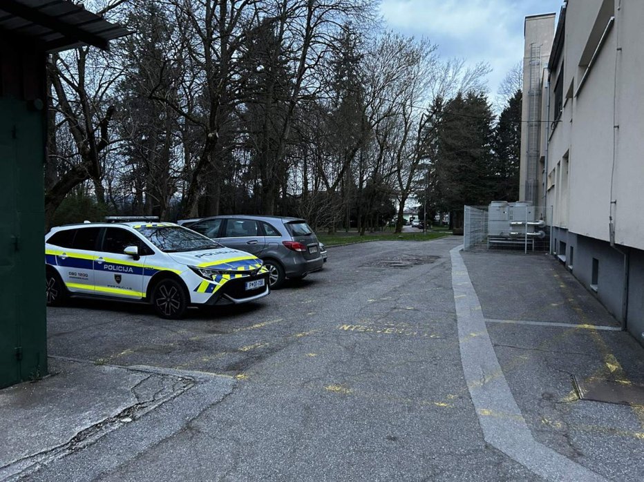 Fotografija: Policisti naj bi poostrili nadzor v bližini osnovne šole v Slovenski Bistrici. FOTO: bralec