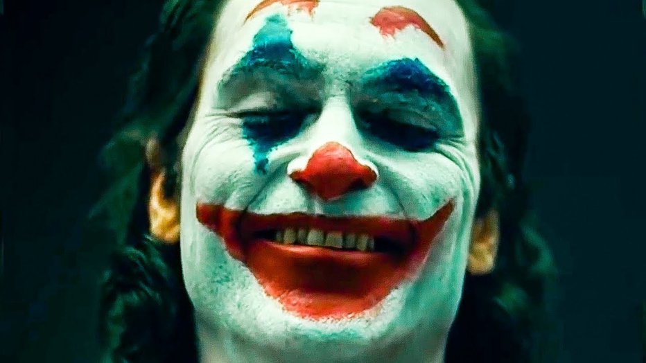 Fotografija: Joaquin Phoenix bo ponovil oziroma nadgradil vlogo Jokerja, za katero je prejel oskarja. FOTO: DC Studios/WB